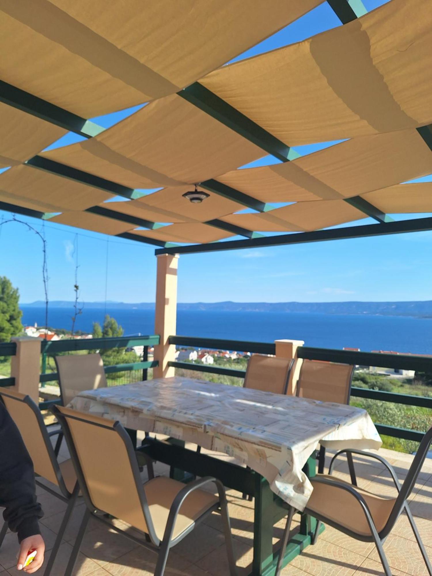 Holiday Home Vineyard House Bol Exterior photo